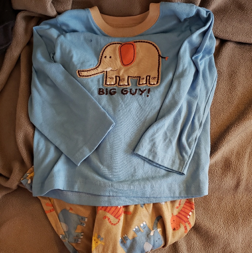 Carter's PJs - Picture 2 of 2
